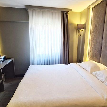 Dilens Bosphorus Hotel Istanbul Room photo